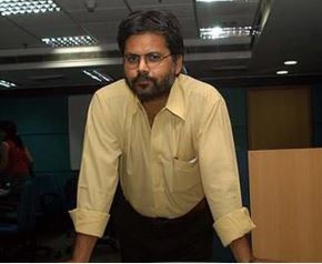 Punya Prasun Bajpai top news anchor