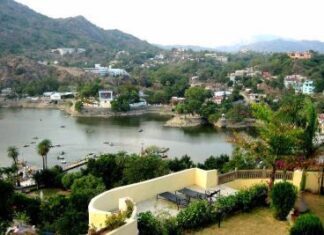 places to visit in monsoon mount abu