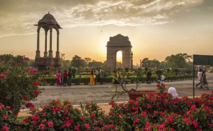 sardi me ghumne ki jagah delhi