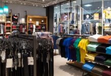13 Top Retail Companies in India top retailers in india