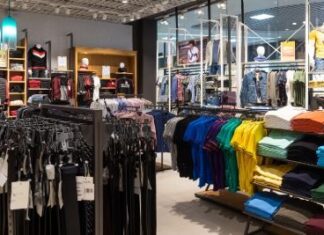 13 Top Retail Companies in India top retailers in india